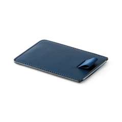 Suport card cu blocare RFID Poppy